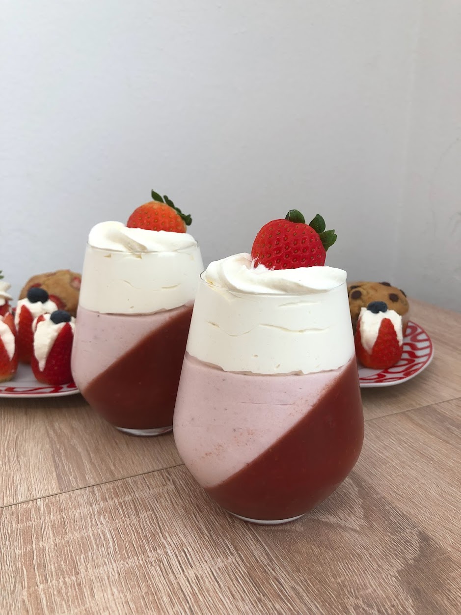 Big Strawberry Cups