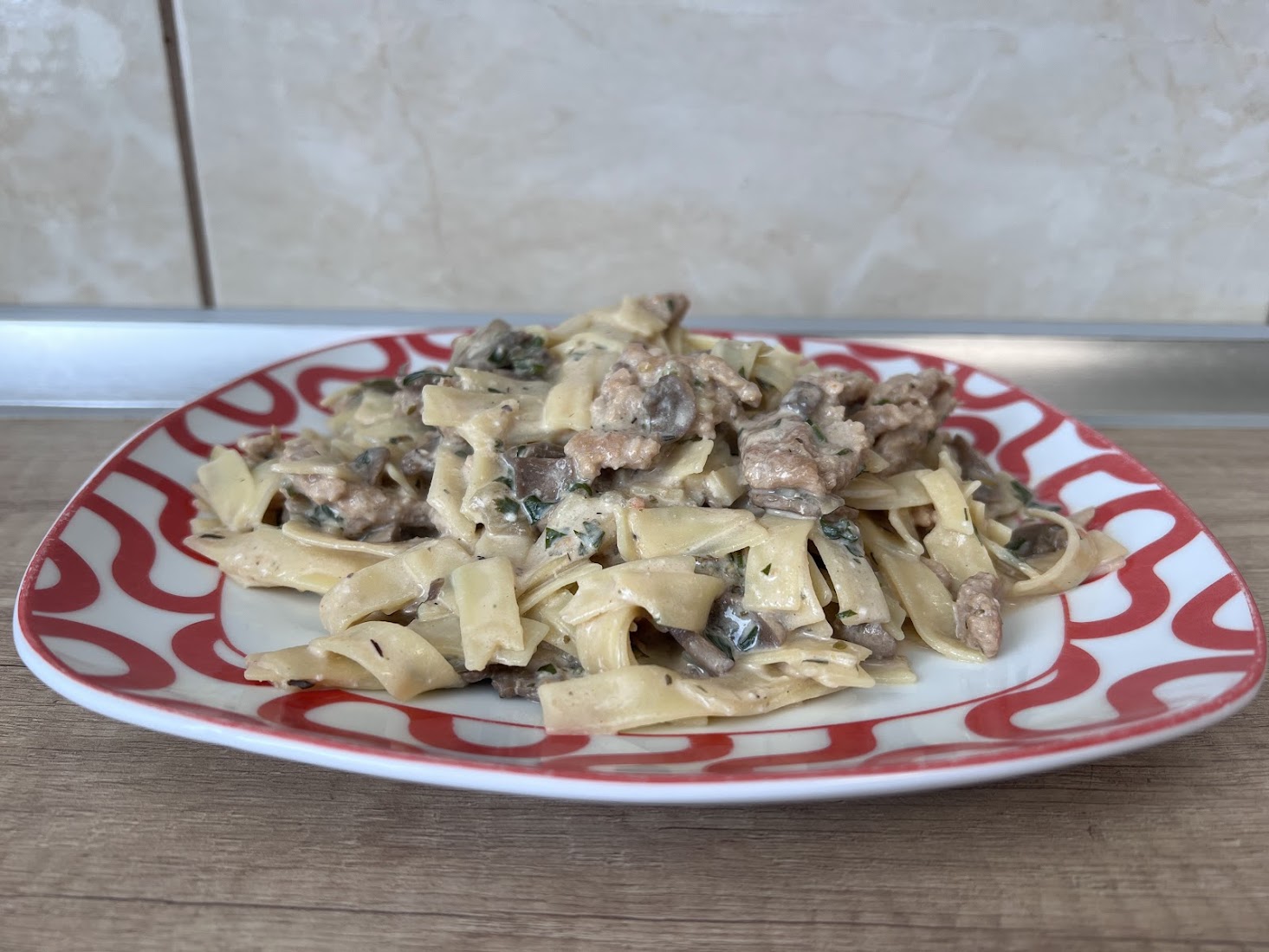 Pasta in Creamy Mushroom Sauce with Soy Curls