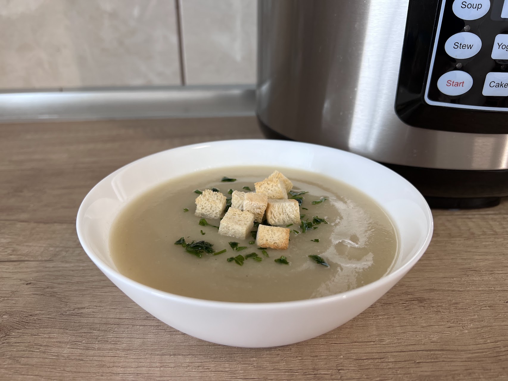 Instant Pot Cauliflower Soup