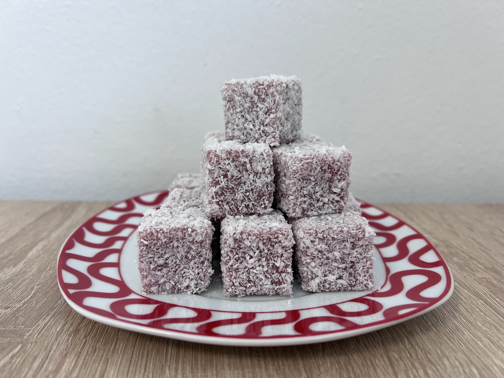 No-Bake Semolina Strawberry Lamingtons