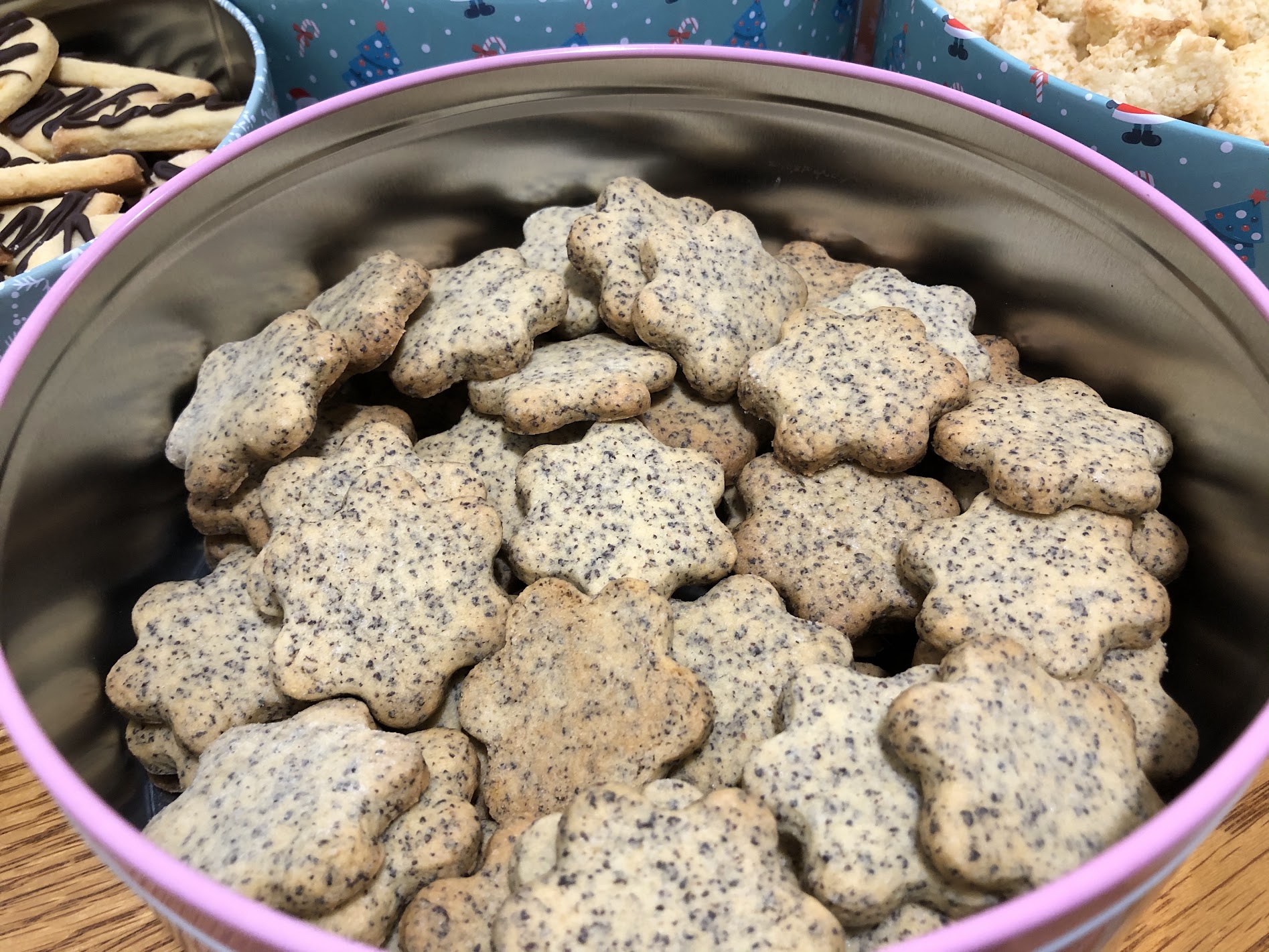 Poppy Seed Flower Cookies