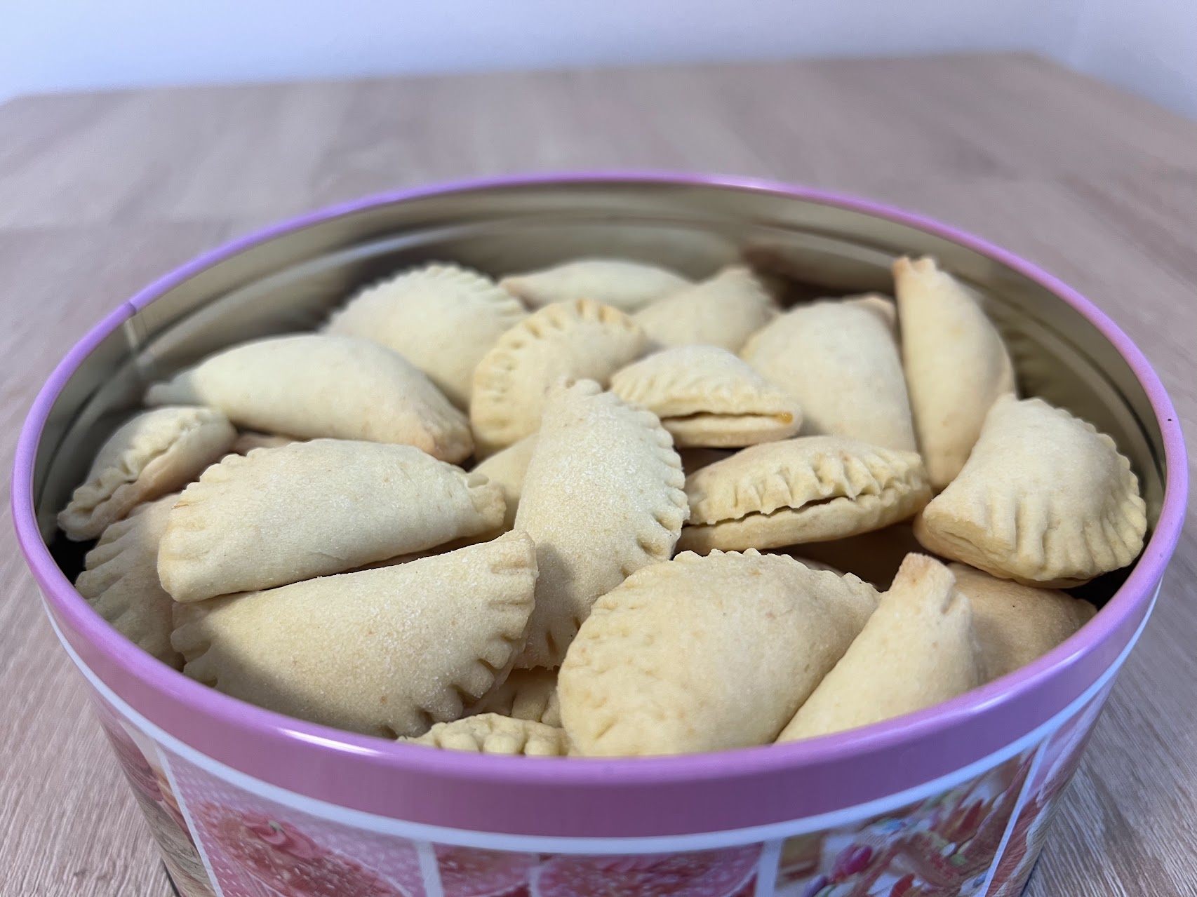 Vegan Apricot Jam Pockets